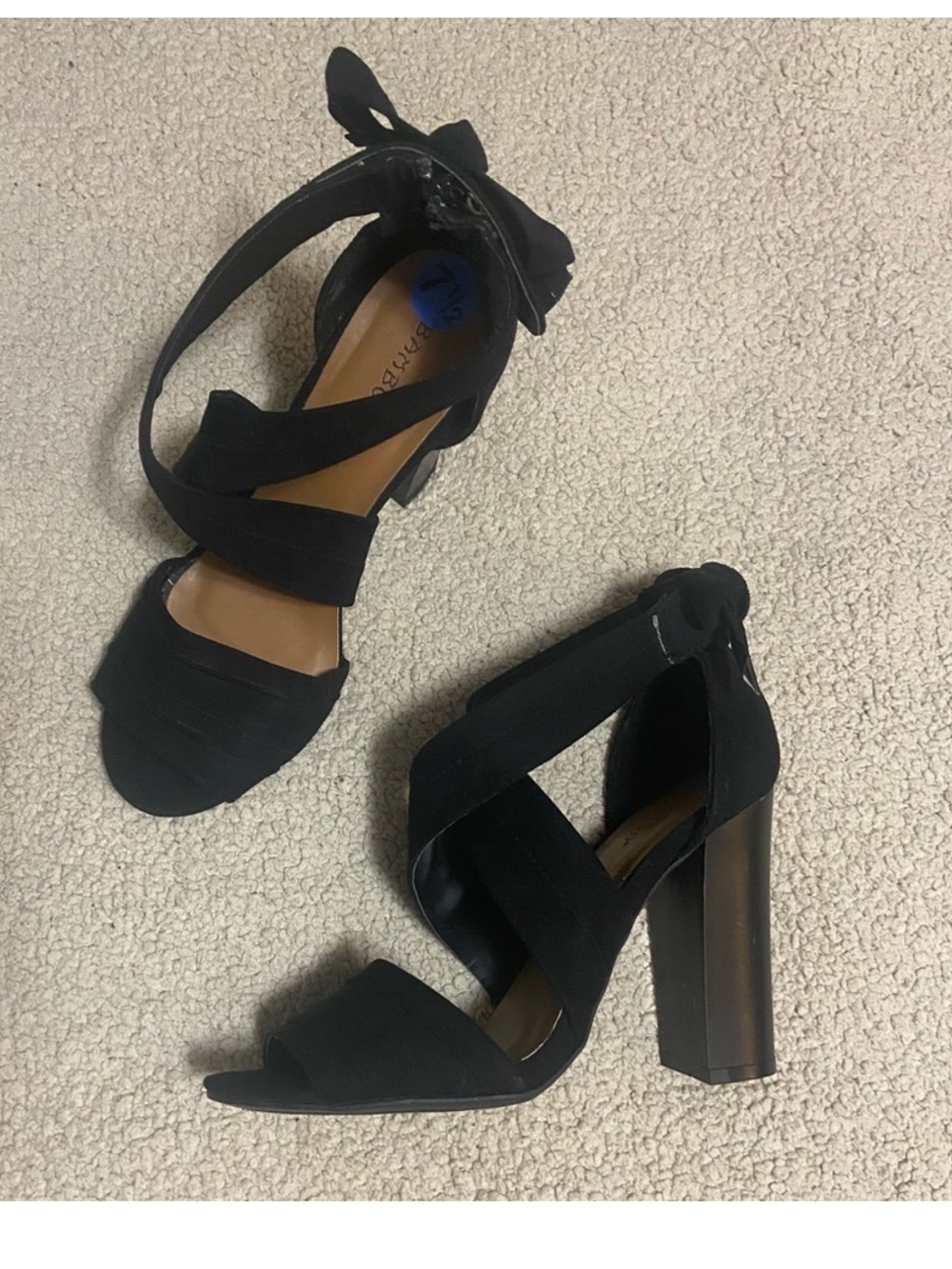 ☀️ Bamboo ☀️ strappy black chunky heels